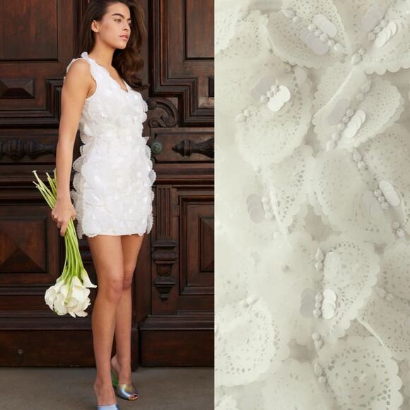 Cynthia Rowley Elle Embellished Heart Dress Size 4 White 3D - Picture 1 of 9